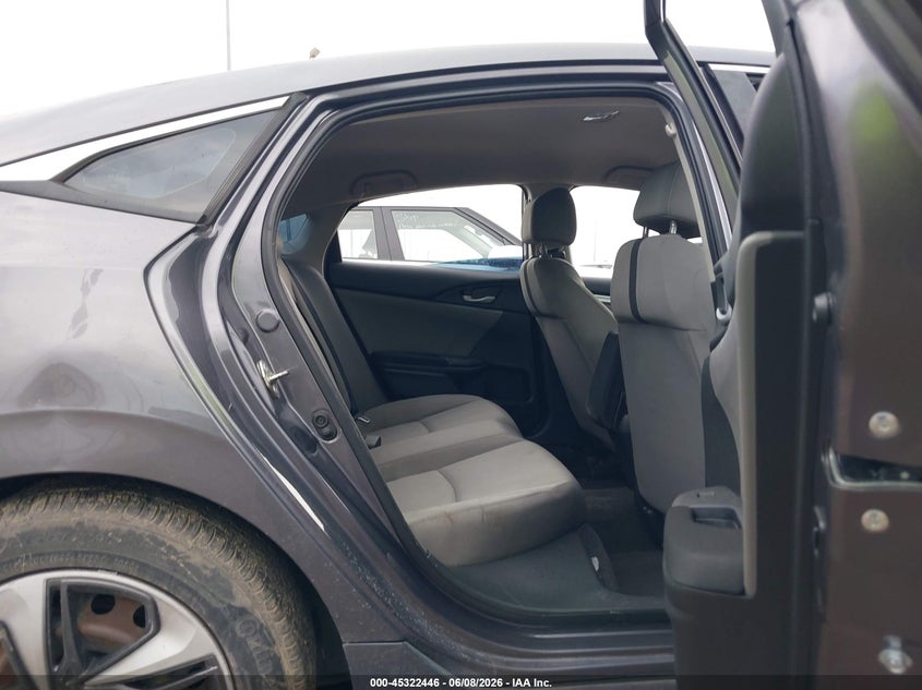 VIN 19XFC2F61KE003105 2019 HONDA CIVIC LX