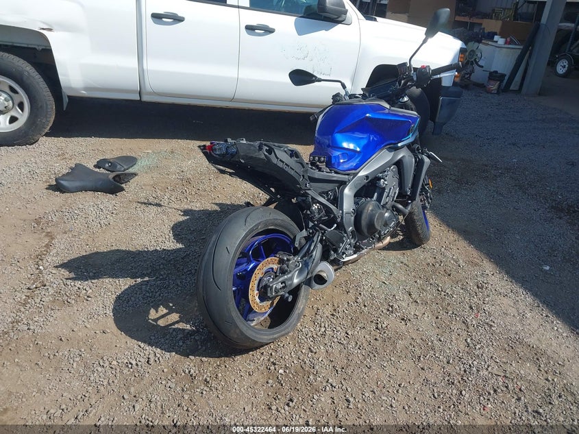YAMAHA MT09 2025