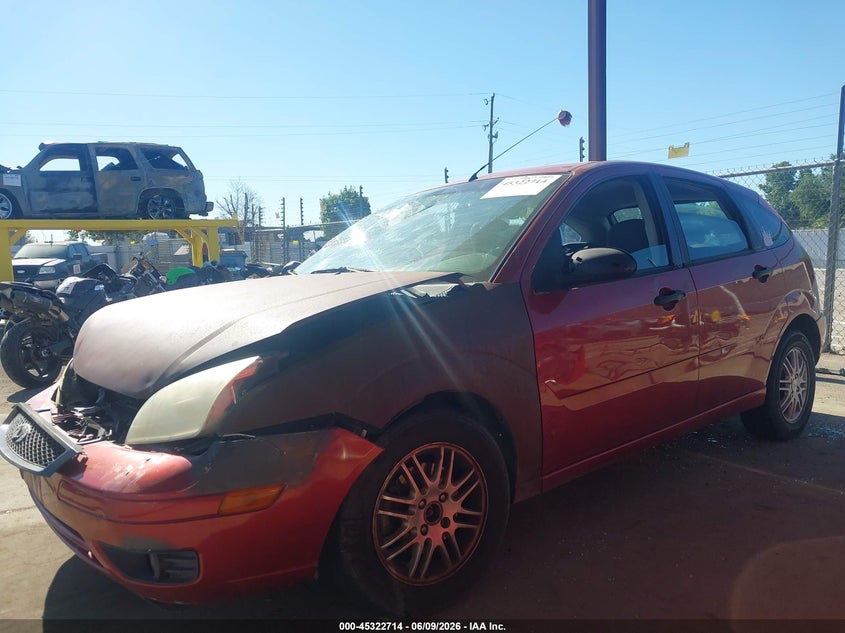 2005 Ford Focus Zx5 VIN: 3FAFP37N15R137230 Lot: 45322714