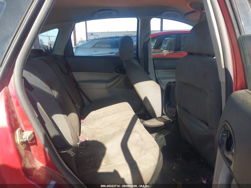 2005 Ford Focus Zx5 VIN: 3FAFP37N15R137230 Lot: 45322714