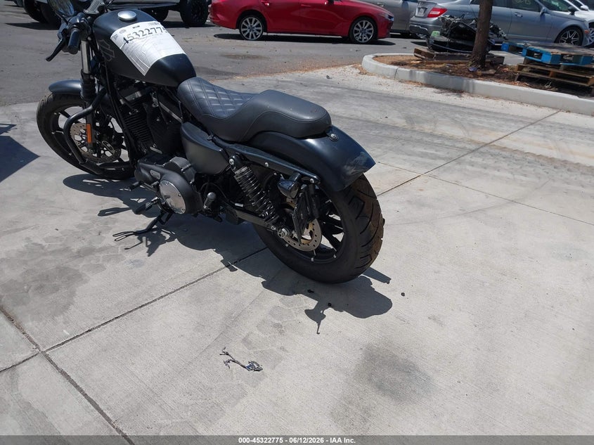 2019 HARLEY-DAVIDSON IRON MOTO 2