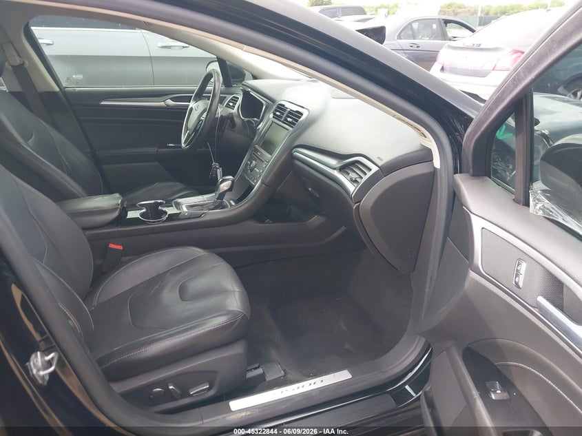 2016 FORD FUSION auction photo 5