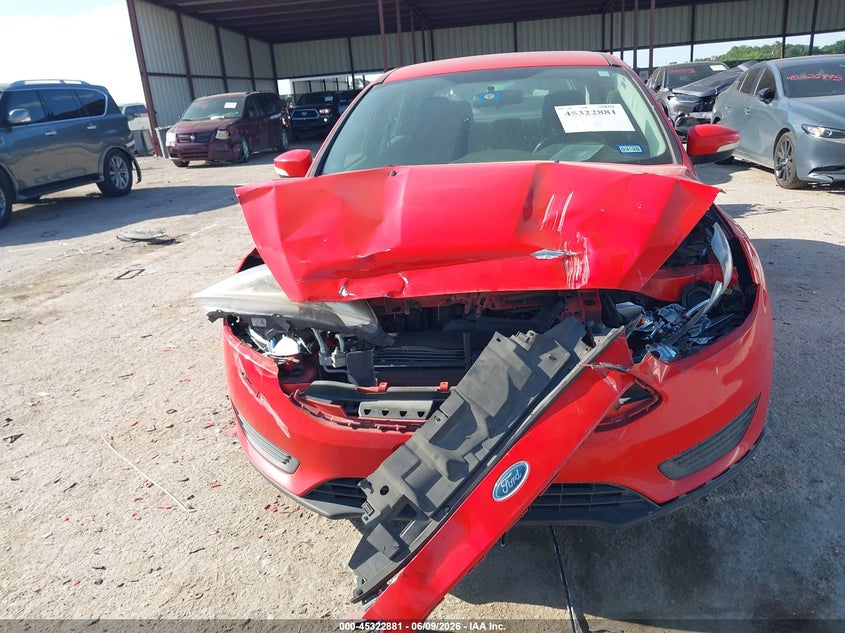 2017 FORD FOCUS auction photo 6