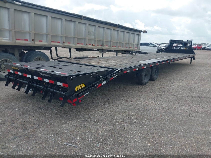 2025 BIG TEX TRAILER CO INC GOOSENECK FLATBED (VIN: 16V3F4820S6410567