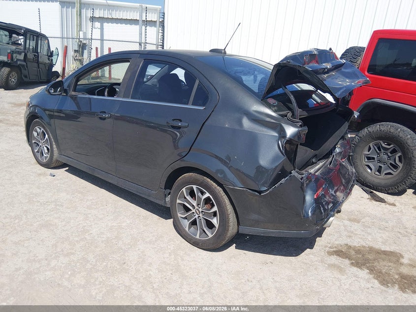2017 CHEVROLET SONIC auction photo 3