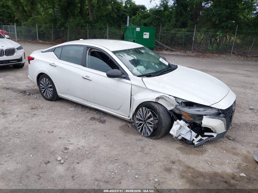2024 NISSAN ALTIMA auction photo 1