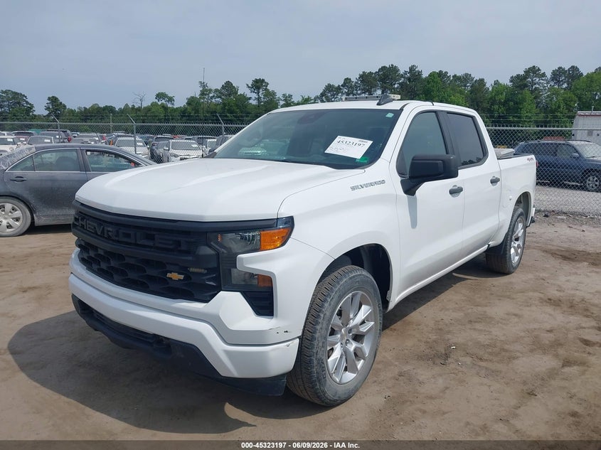 2022 Chevrolet Silverado 1500 4wd  Short Bed Custom 1GCPDBEK4NZ574886 photo 1