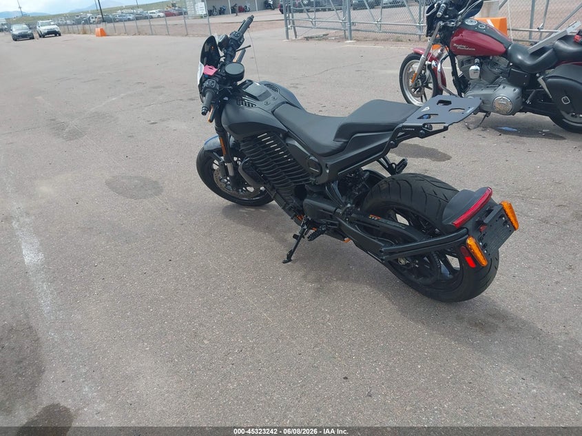 2025 LIVEWIRE S2AP auction photo 3