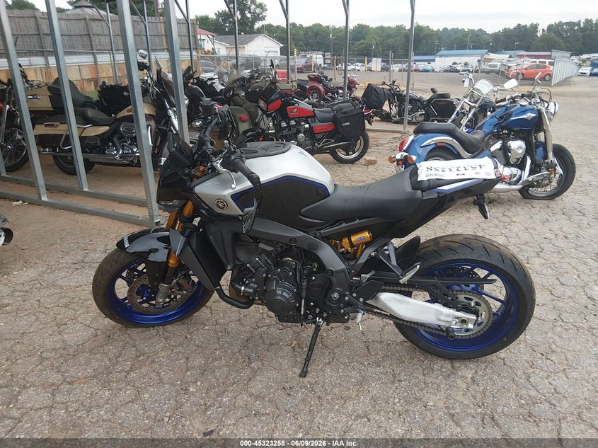 2025 Yamaha Mt09 Sp VIN: JYARN95E4SA001761 Lot: 45323258