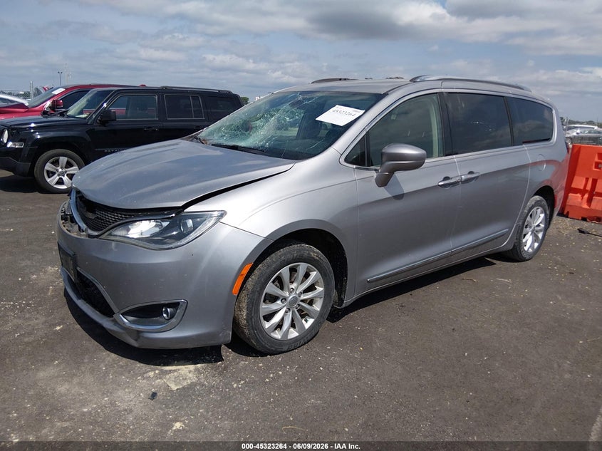 Vin: 2c4rc1bg5jr115697, lot: 45821197, chrysler pacifica touring l 20182