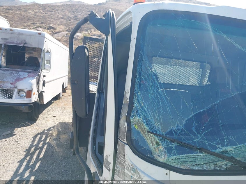 2016 Isuzu Npr Dsl Reg At VIN: JALC4W168G7002294 Lot: 45323288