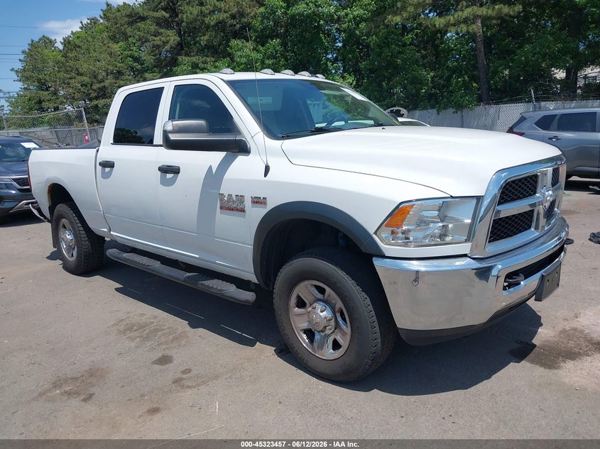 Vin: 3c6tr5ctxjg395833, lot: 45821390, ram 2500 tradesman  4x4 6'4 box 2018 img_1