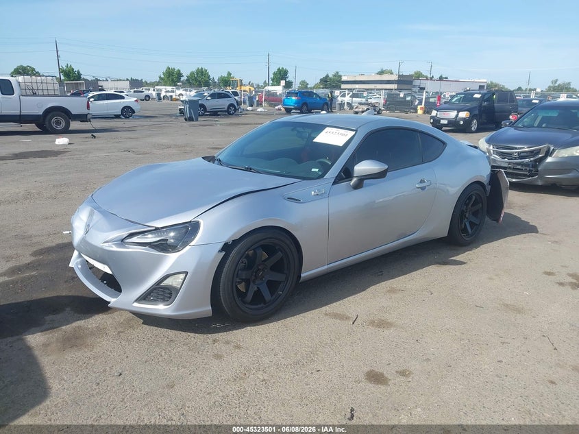 Vin: jf1znaa16g9703779, lot: 45821434, scion fr-s 20162