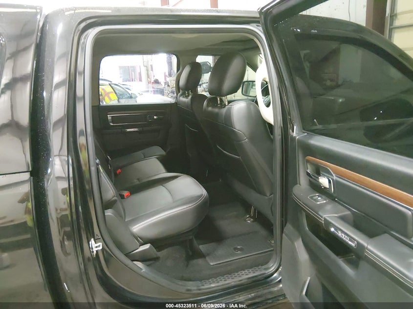 2017 RAM 1500 LARAMIE  4X4 6'4 BOX - zdjęcie 8