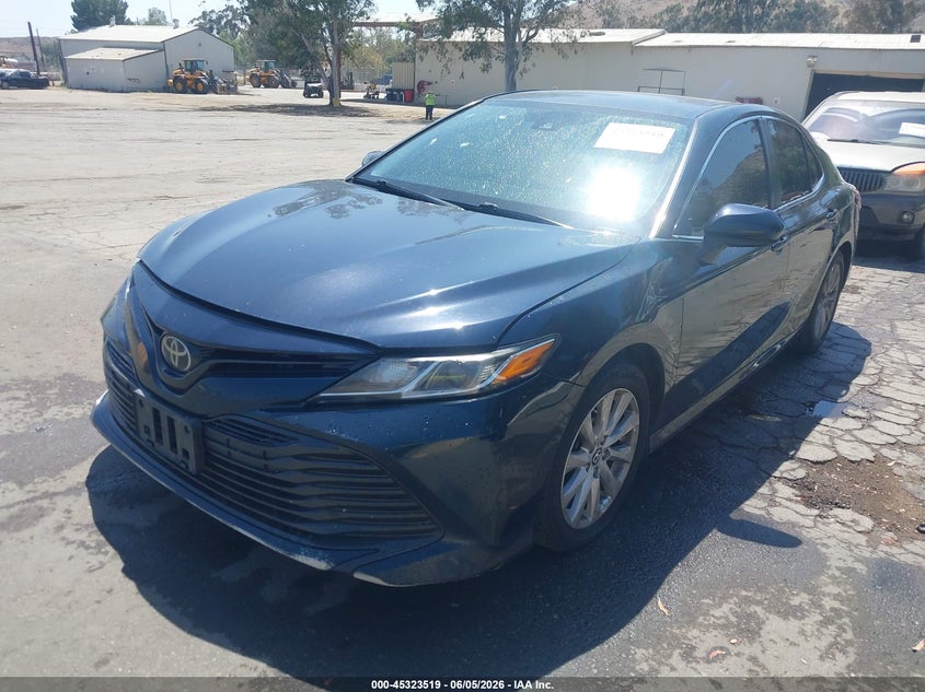 Vin: 4t1b11hk4ku755127, lot: 45821452, toyota camry le 20192