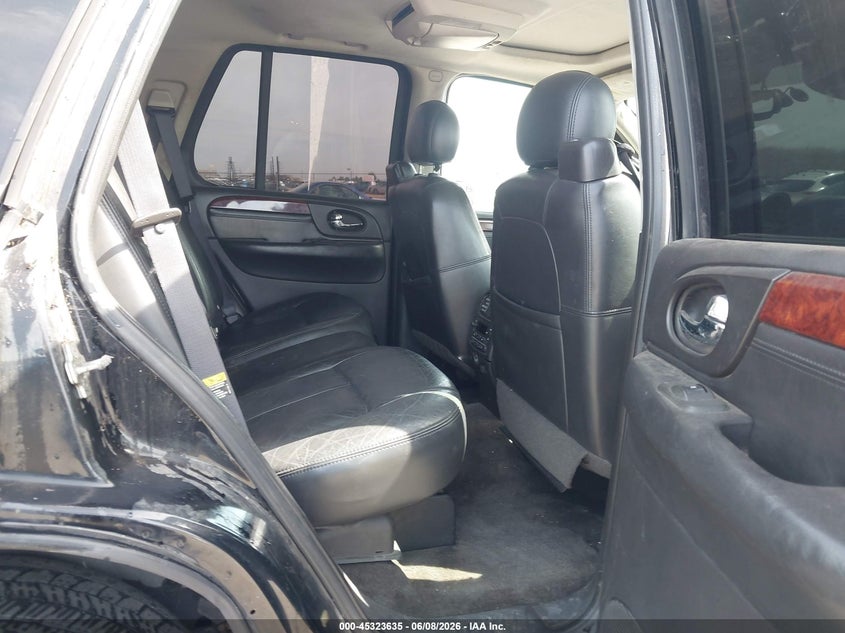 2006 GMC ENVOY SPORT UTILITY VEHICLE 5.3L V-8 300HP