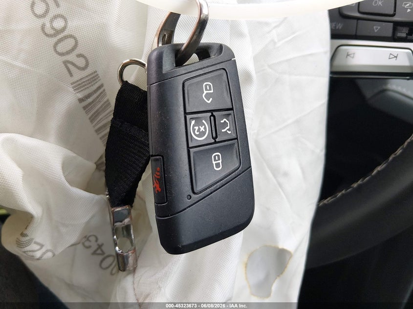 2022 VOLKSWAGEN TAOS 1.5T SEL — Photo 11