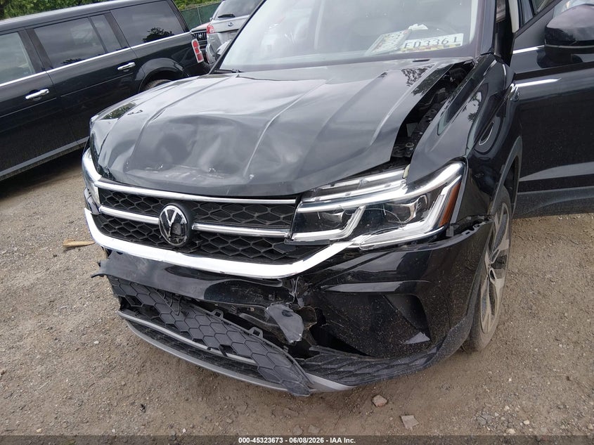 2022 VOLKSWAGEN TAOS 1.5T SEL — Photo 6