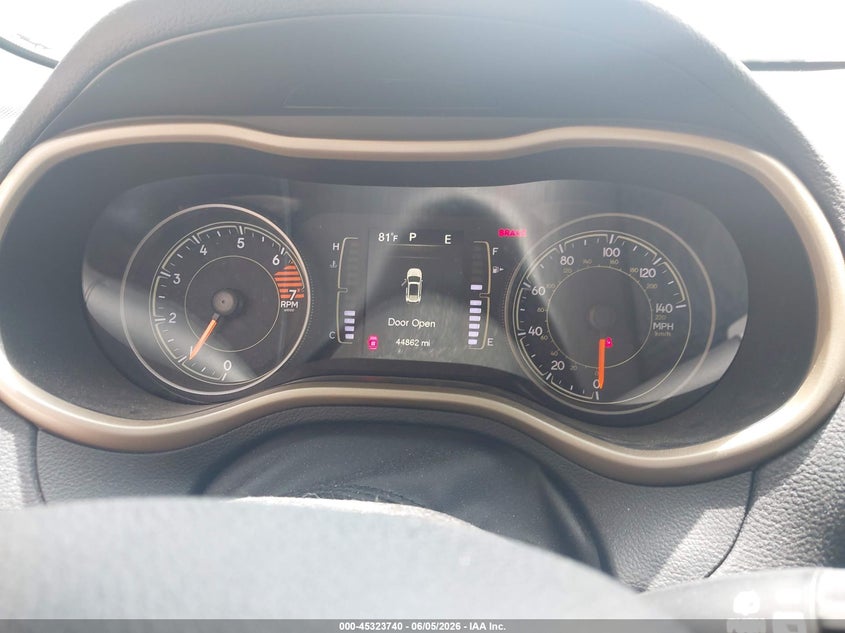 2018 JEEP CHEROKEE auction photo 7