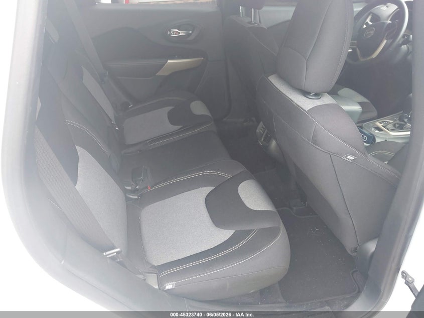 2018 JEEP CHEROKEE auction photo 8
