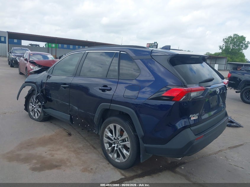 Vin: 2t3c1rfv8rw302985, lot: 45821793, toyota rav4 xle premium 20243