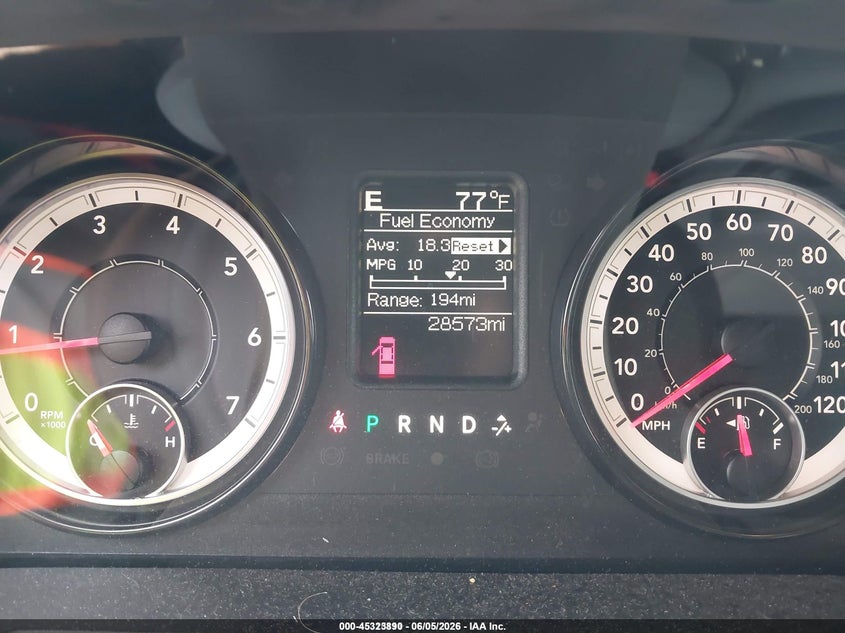 2017 RAM 1500 auction photo 7