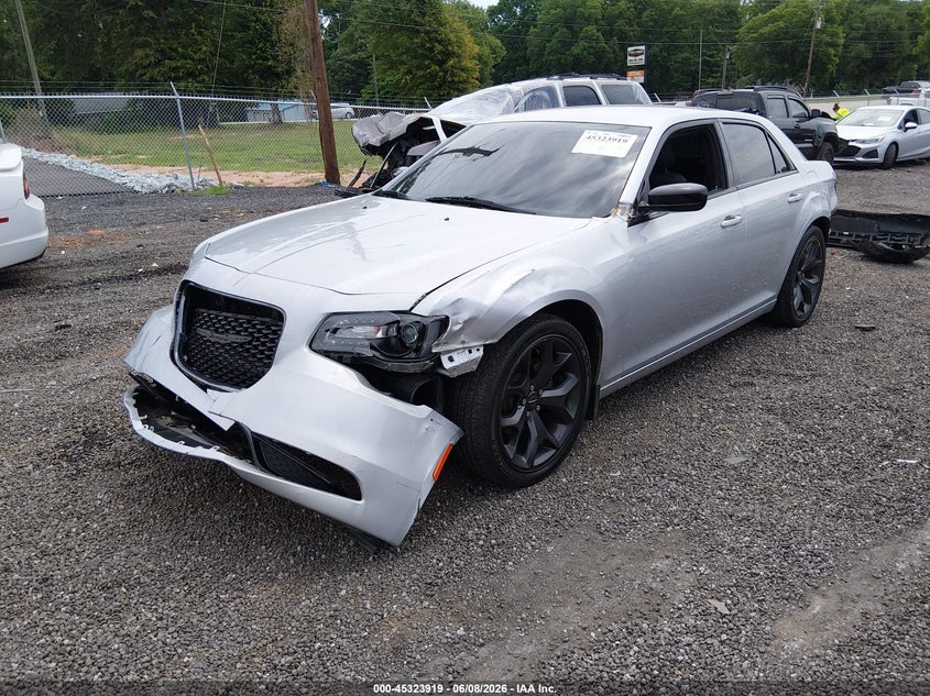 2021 CHRYSLER 300 auction photo 2