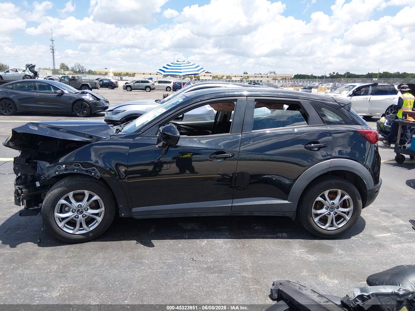 2017 MAZDA CX-3 SPORT · Photo 14