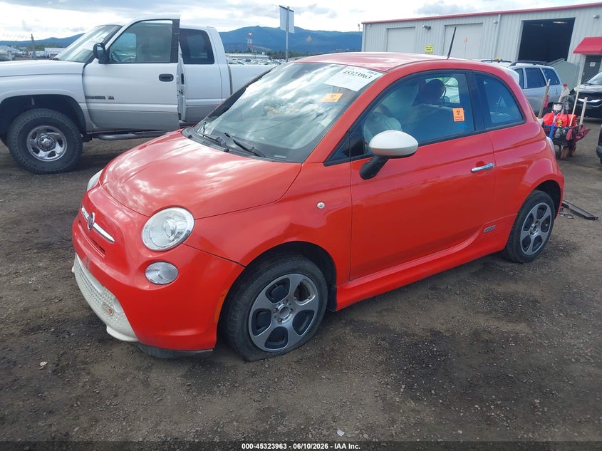 2013 FIAT 500E auction photo 2