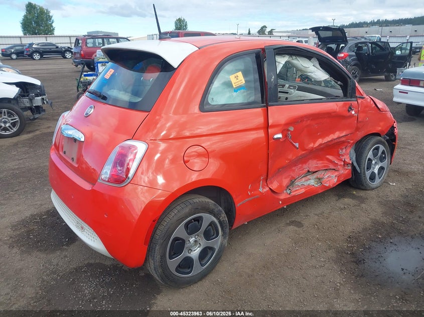 2013 FIAT 500E auction photo 4