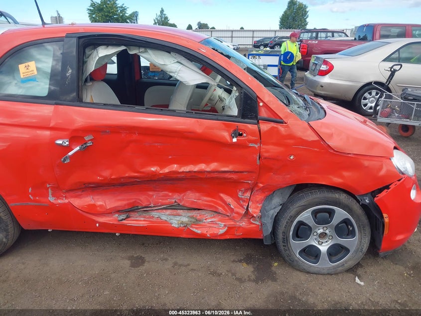 2013 FIAT 500E auction photo 6