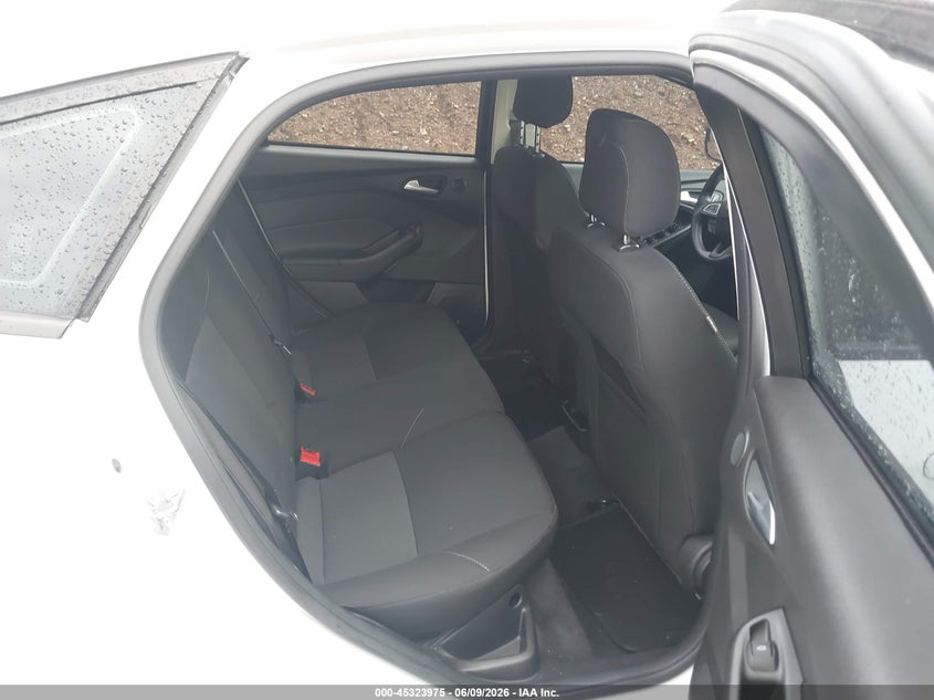 2018 FORD FOCUS auction photo 8