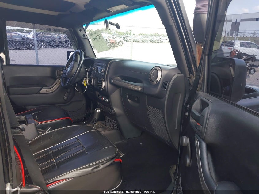 2015 JEEP WRANGLER UNLIMITED auction photo 5