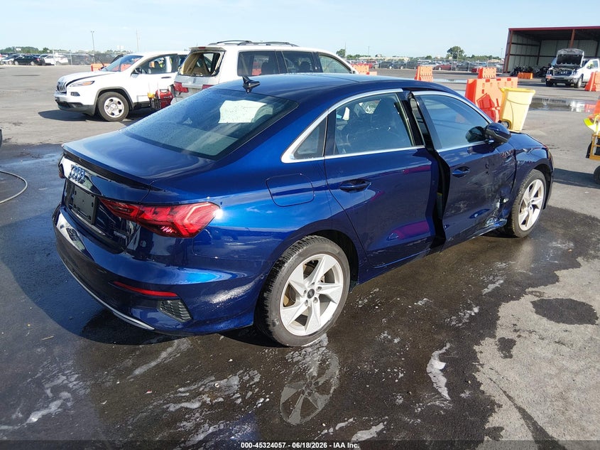 Vin: waugudgy3ra089833, lot: 45821990, audi a3 premium 40 tfsi quattro s tronic 20244