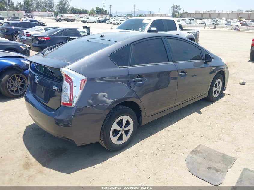 Vin: jtdkn3du1f1895154, lot: 45822116, toyota prius two 20154