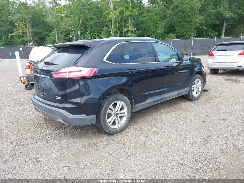 2019 FORD EDGE auction photo 4