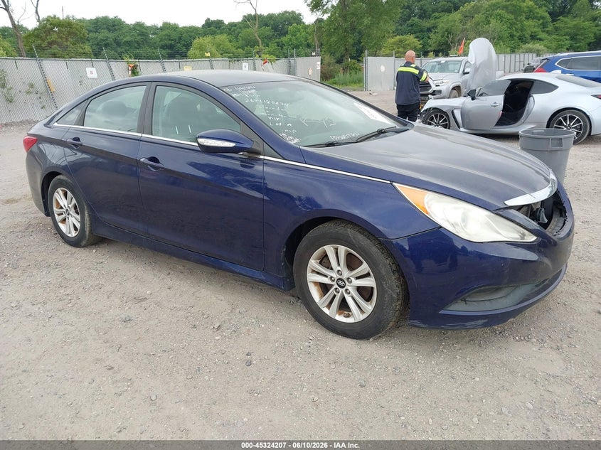 2014 HYUNDAI SONATA auction photo 1