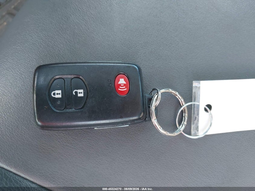2015 TOYOTA PRIUS HATCHBACK 1.8L I-4 DOHC, VVT, 98HP