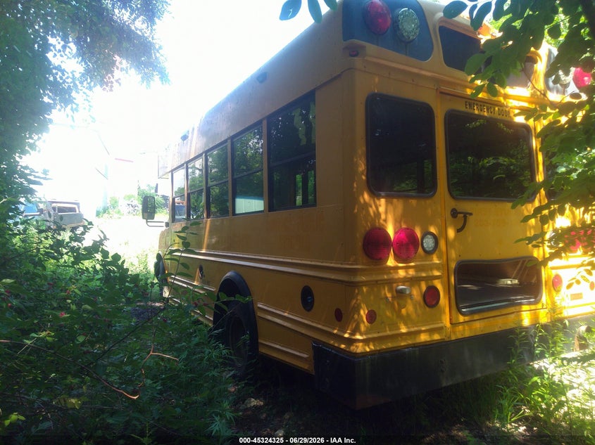 2011 CHEVROLET BUS EXPRESS CUTAWAY auction photo 3
