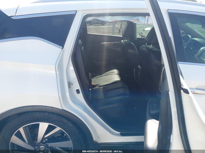 2018 NISSAN MURANO auction photo 8