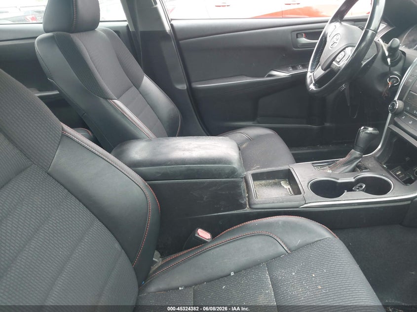 2017 TOYOTA CAMRY auction photo 5