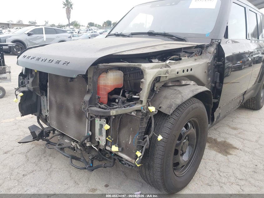 2020 Land Rover Defender 110 Standard VIN: SALEKEEX6L2018359 Lot: 45324397