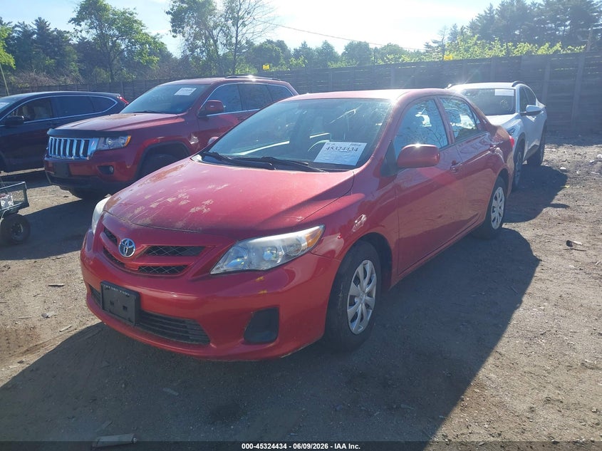 Vin: 2t1bu4ee8cc803478, lot: 45822367, toyota corolla l 20122