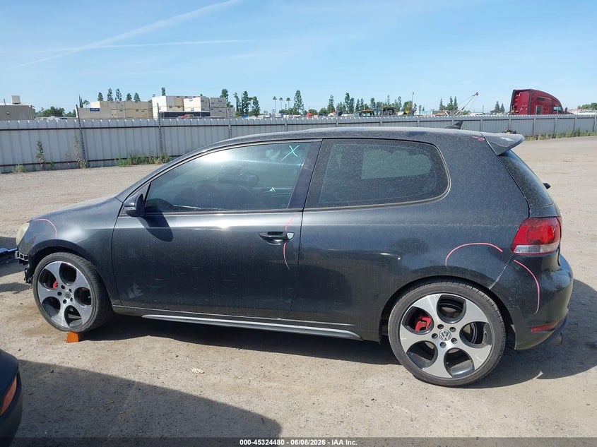 2010 Volkswagen Gti 2-Door VIN: WVWFD7AJ7AW356250 Lot: 45324480