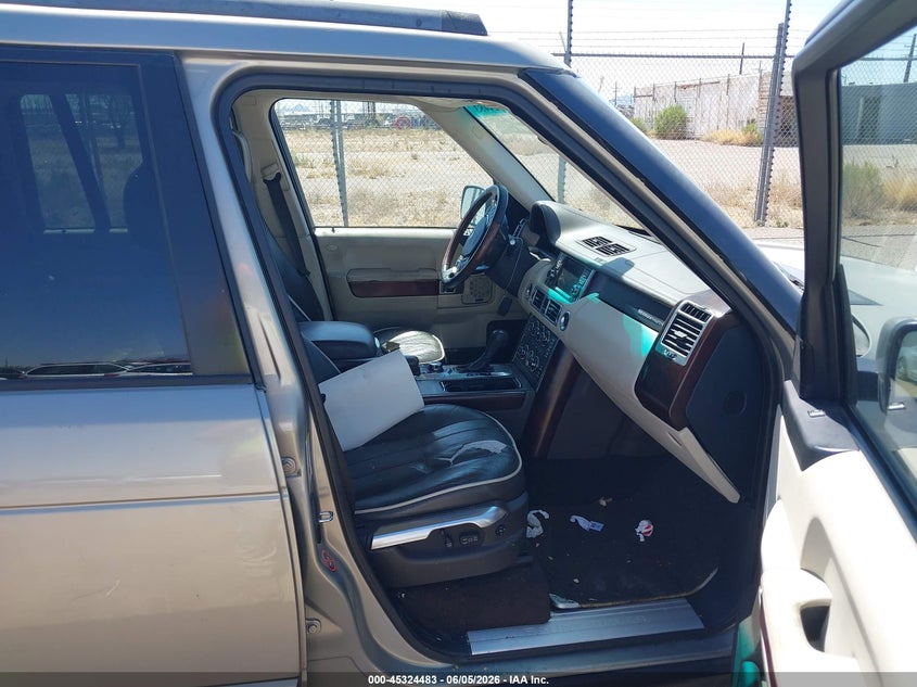 2010 LAND ROVER RANGE ROVER auction photo 5
