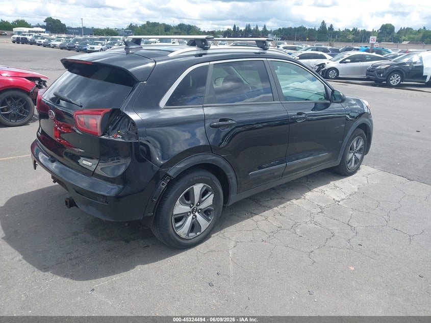 Vin: kndcb3lc4h5084448, lot: 45822427, kia niro lx 20174