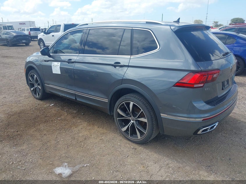 2024 VOLKSWAGEN TIGUAN auction photo 3