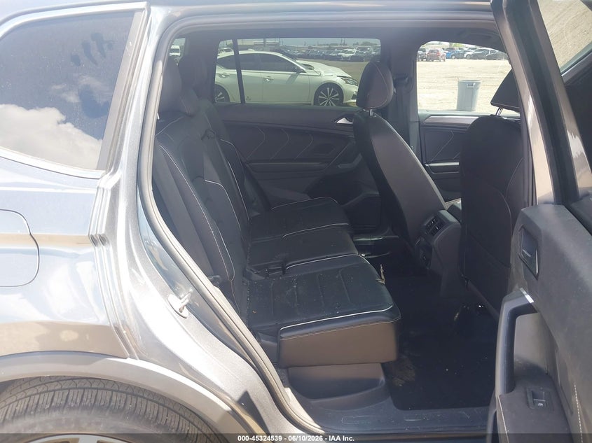 2024 VOLKSWAGEN TIGUAN auction photo 8