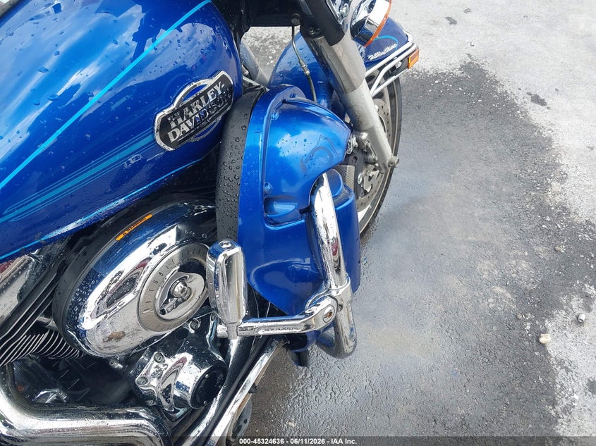 2010 Harley-Davidson Flhtcu VIN: 1HD1FC418AB660198 Lot: 45324636