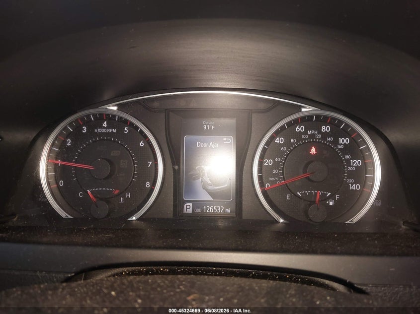 2015 TOYOTA CAMRY auction photo 7
